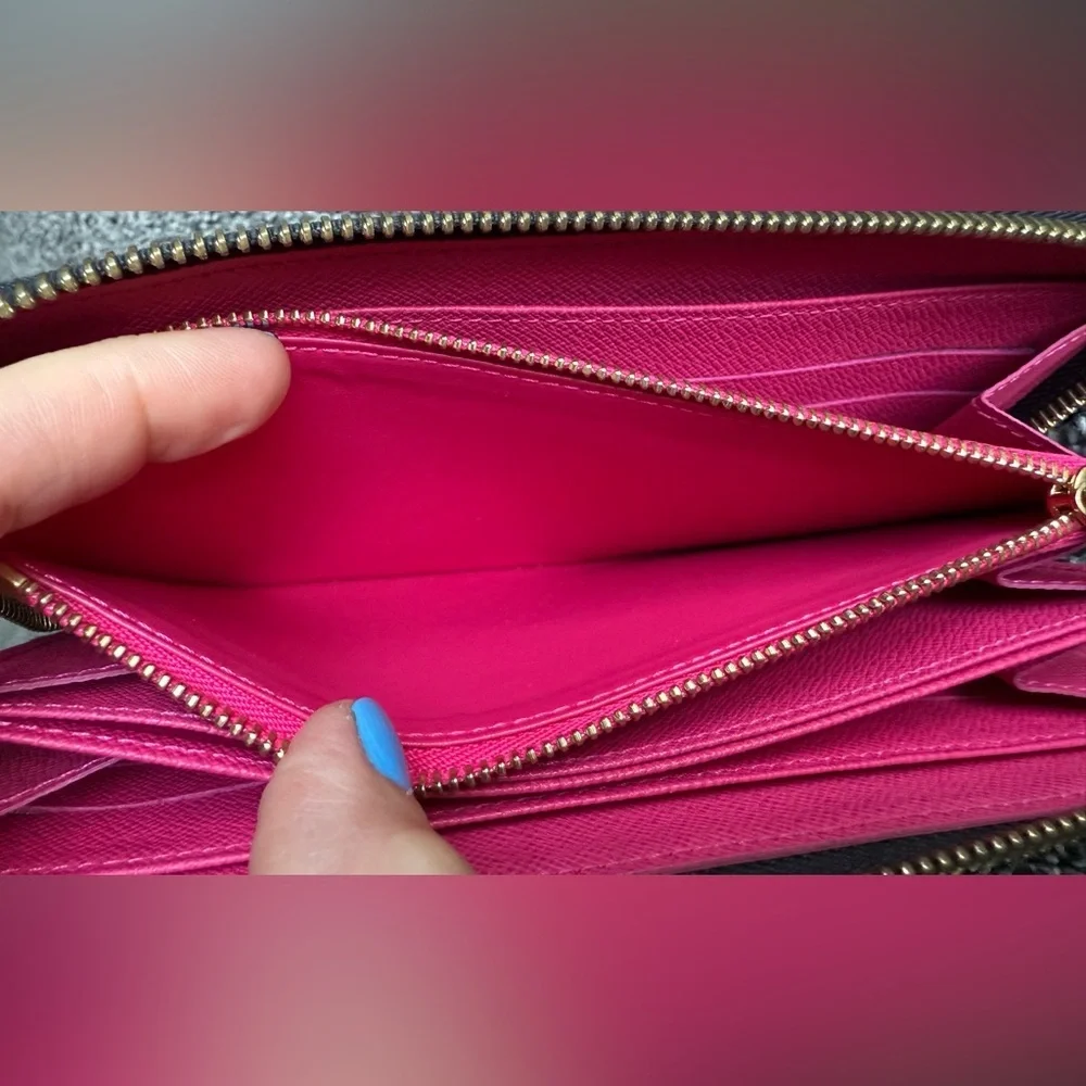 Louis Vuitton black/pink Murakami zip around wallet with COA and dust bag